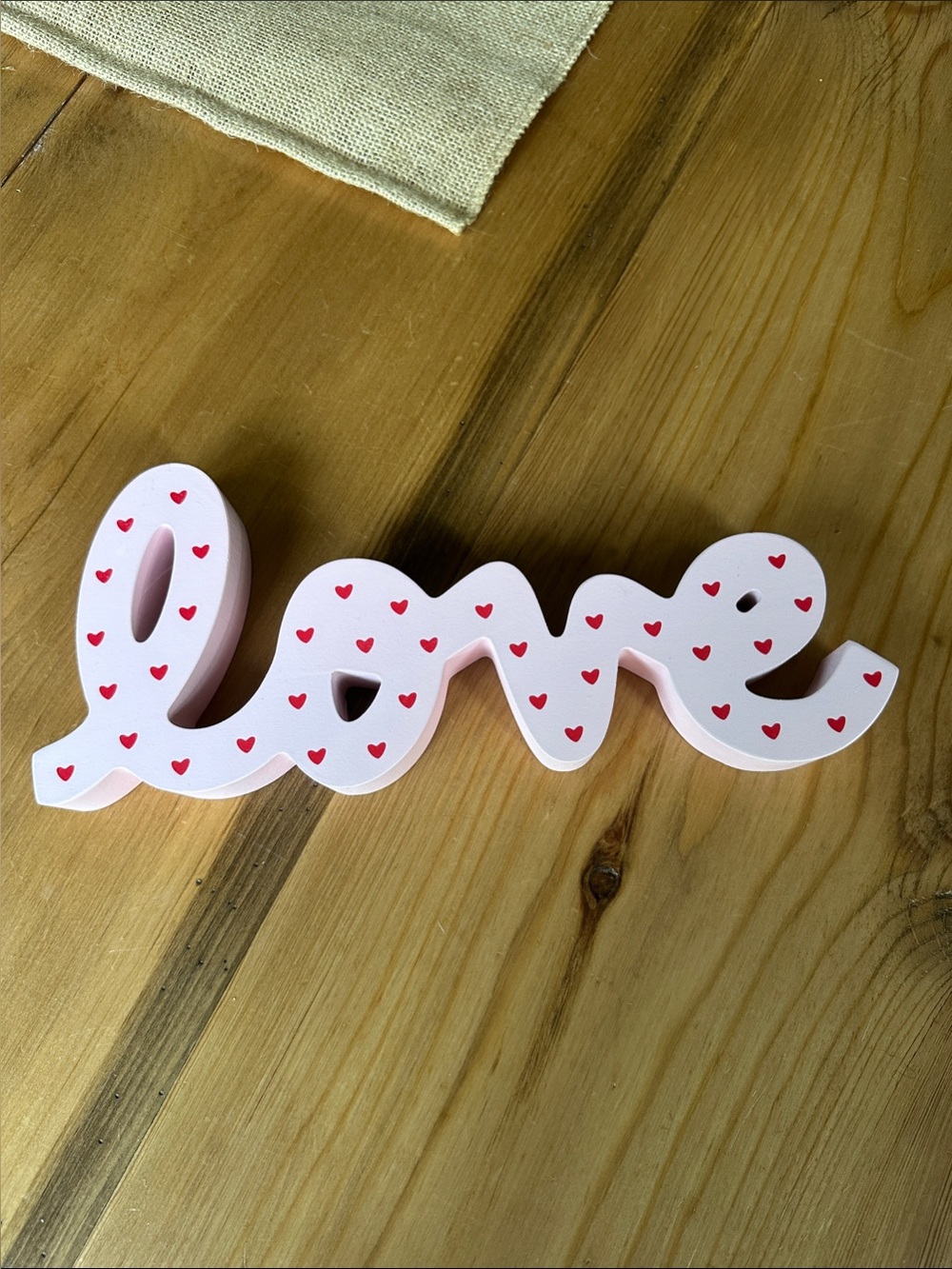 🌿 LOVE Pink Decorative Sign with Red Heart Accents
